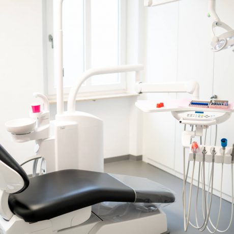 bild-von-einem-behandlungszimmer-dr-zeller